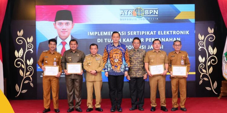 Ringankan BPHTB, 4 Pemda/kota di Jambi Dapat Penghargaan dari Menteri AHY