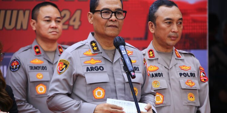 HUT Bhayangkara, Polri Bangun Fasilitas Air Bersih hingga Perbaiki Tempat Ibadah