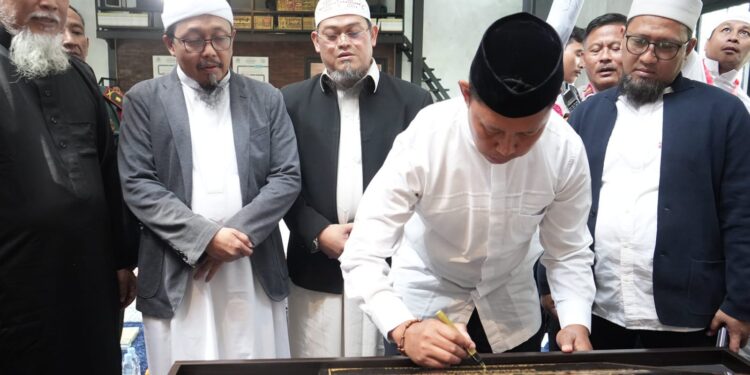 Asmawa Tosepu Ajak Masyarakat Jadikan Masjid Rihlatul Jannah Pusat Aktivitas Umat