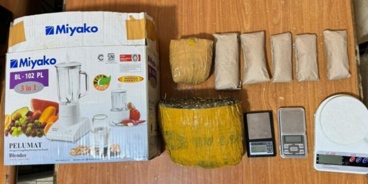 Sat Narkoba Polres Bogor Amankan 2 Pelaku Penyalahgunaan Ganja