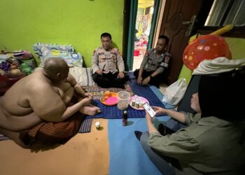 Kompol Waluyo Beri Dukungan Moril Kepada Penderita Obesitas