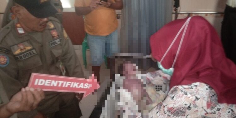 Sadis, Mayat Bayi Ditinggal di Parkiran Rumah Warga