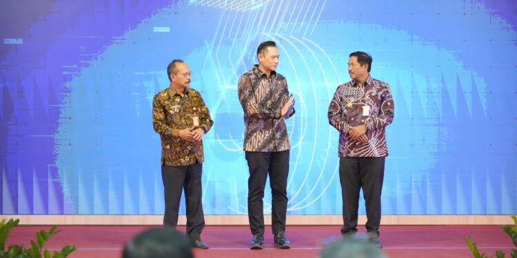 Menteri AHY Resmikan Implementasi Sertipikat Tanah Elektronik di Provinsi Jawa Tengah