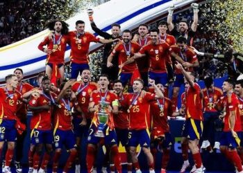 Kalahkan Inggris, Spanyol Angkat Tropy Euro 2024