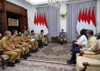 Kunjungi Kediaman Wapres RI, Asmawa Tosepu Diminta Lanjutkan Penataan Puncak