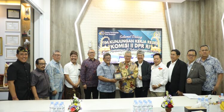 Kunker Komisi II DPR RI di Kota Denpasar Apresiasi Capaian PTSL di Bawah Kepemimpinan Menteri AHY
