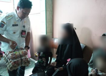 Perangi Stunting, Pj. Bupati Bogor Beri Bantuan Kategori KEK