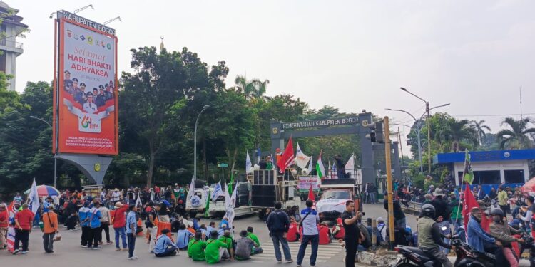 Demo Ratusan Buruh, Ini 6 Tuntutannya