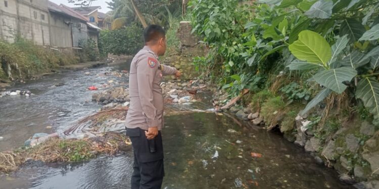 Jatuh dari Pohon Kelapa, Santri Asal Banten di Temukan Meninggal Dunia