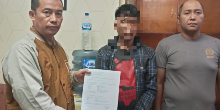 Modus Meminjam, Mobil Angkot Malah di Bawa Kabur