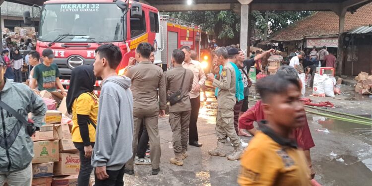 Pasar Ciampea Terbakar, 4 Unit Damkar Diturunkan