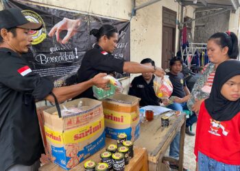 Hasil dari Kaleng Sedekah, Pokja Katar 19 Gelar Sembako Tebus Murah