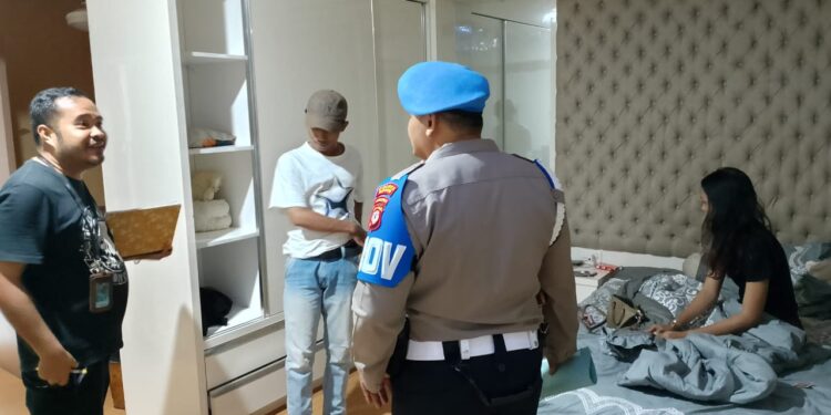 Apartemen Podomoro Jadi Sarang Mesum, Petugas Razia 25 Pasangan Diluar Nikah