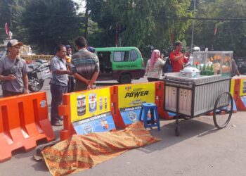 Sedang Layani Pembeli, Pedagang Siomay Meninggal Dunia