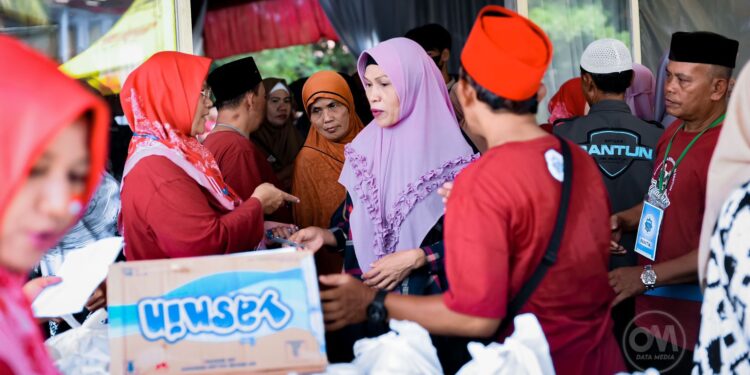Pasar Murah Meriahkan HUT RI dan Milad Majelis DATA