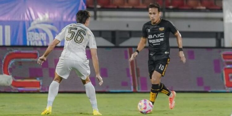 Skor Imbang, Persib Bandung dan Dewa United Harus Rela Berbagi Poin