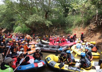 Festival Budaya Susur Sungai Cikeas Ala Desa Wisata Bojongkulur