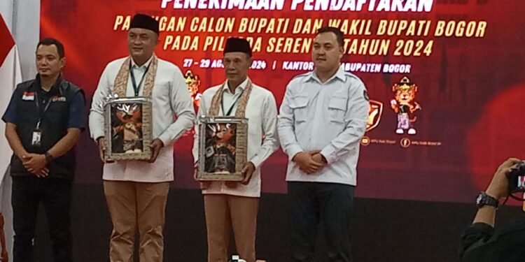 Rudy – Ade jadi Pasangan Pertama Daftar ke KPU