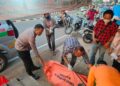 Diduga Sakit, Wanita Tewas Tergeletak di Pinggir Jalan Gunung Putri