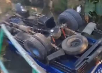 Rem Blong, Truk Tangki Air Terjun ke Sungai