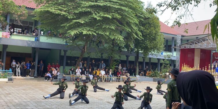 Ikuti Lomba Paskibra di MAN 1 Bogor, SMP Islam Ar-Ridho Yakin dapat Juara