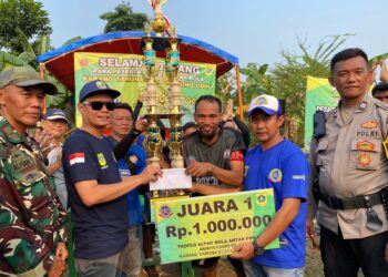 Pokja 05 Boyong Tropy Turnamen Karang Taruna Desa Tlajung Udik