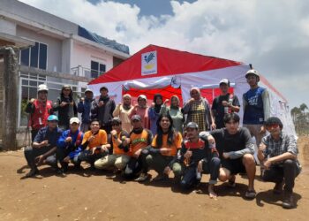Tengok Korban Bencana Bandung, Ini Yang Dilakukan IRBK
