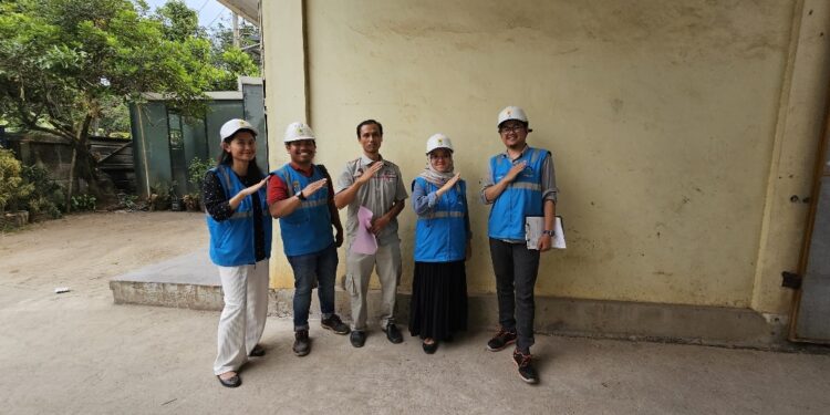 PLN Gunung Putri Energize Pemulihan Daya 690.000 VA PT. Tritunggal Widjaja, Siap Dorong Kemajuan Industri di Kabupaten Bogor