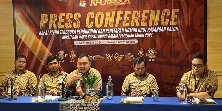 Lepas Rapat Pleno, Ketua KPU Kabupaten Bogor : Paslon Jangan Hanya Fokus Meraih Dukungan tapi Berikan Pendidikan Politik yang Baik