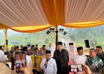 Wapres Ma’ruf Amin Lakukan Groundbreaking Pembangunan Masjid dan Pesantren di Sukamakmur
