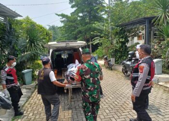 Pria Tewas Membusuk Dalam Rumah Gegerkan Warga