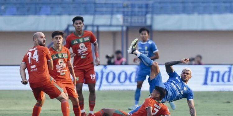 Persib Vs Persebaya, Maung Bandung Pecundangi Bajol Ijo