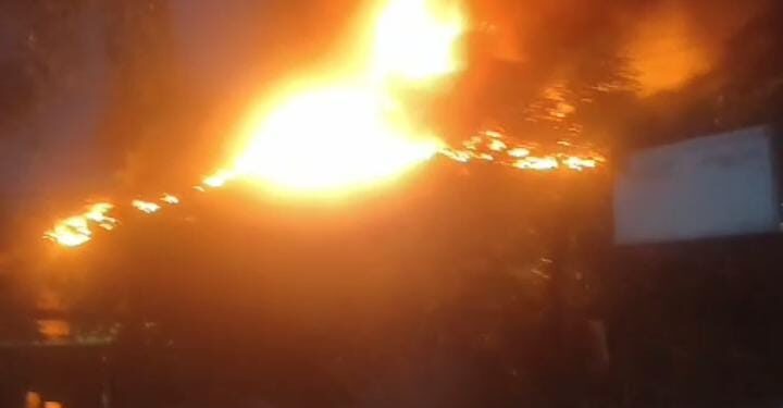 Puskesmas Citeureup Terbakar, 3 Unit Damkar Diterjunkan