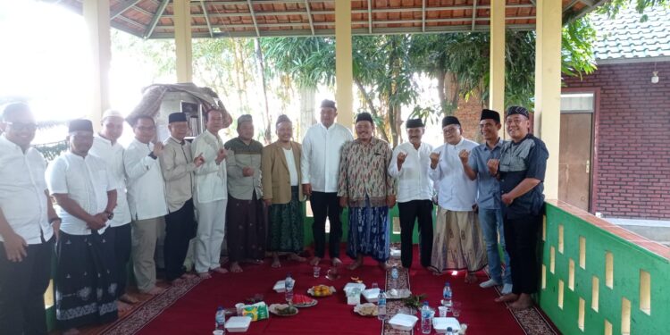 Dalam Giat Sajadah, PCNU Nyatakan Sikap Mendukung Paslon Rudy-Jaro Ade