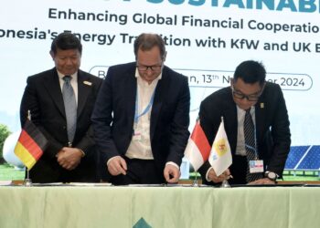 Pimpin Delegasi Indonesia di COP29, Hashim Djojohadikusumo Pikat Pendanaan Hijau EUR 1,2 Miliar untuk Sektor Kelistrikan