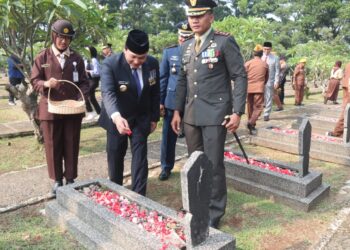 Jelang Hari Pahlawan, Pj Bupati dan Dandim Kabupaten Bogor Ziarah ke TMP
