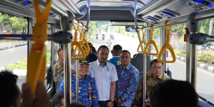 Sentul – Bojong Gede jadi Rute Perdana Bus Listrik
