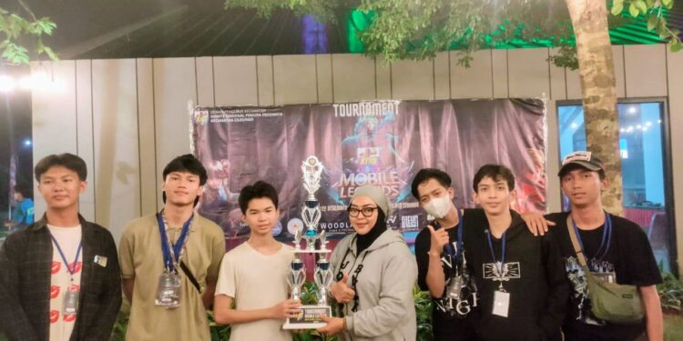 Hj. Nasih Apresiasi Perhelatan Tournament Mobile Legends di Cileungsi
