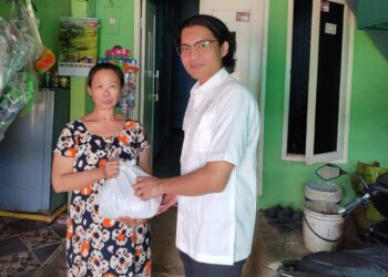 PT Mitra Tata Lingkungan Baru (MTLB) Bagikan Sembako kepada 400 KK di Wanaherang