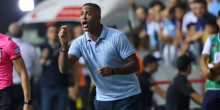 Patrick Kluivert, Calon Pelatih Timnas Indonesia dengan Jejak Kontroversial