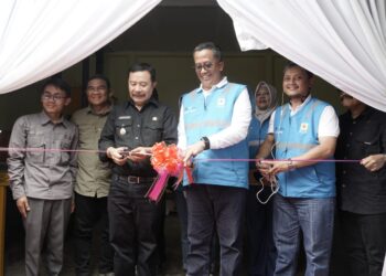 Dukung Asta Cita, Bupati Garut Resmikan Bantuan Cold Storage dari PLN UID Jabar untuk Bumdes Motekar