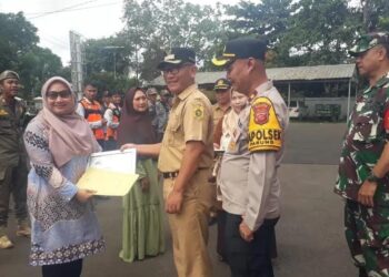 Dua Emak-emak di Bogor Diganjar Penghargaan Usai Gagalkan Pencurian Tabung Gas Elpiji