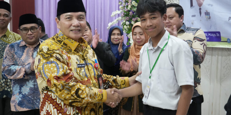 Upaya Turunkan Angka Stunting, Pj Bupati Bogor Buat Program Sekolah Pranikah