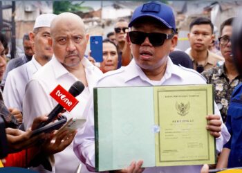 Menteri Nusron Tegaskan Kehadiran Negara, Turun Langsung ke Lokasi Penggusuran Klaster di Kabupaten Bekasi
