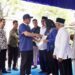 Menteri Nusron Serahkan Sertipikat kepada Masyarakat Kampung Nelayan Muara Angke