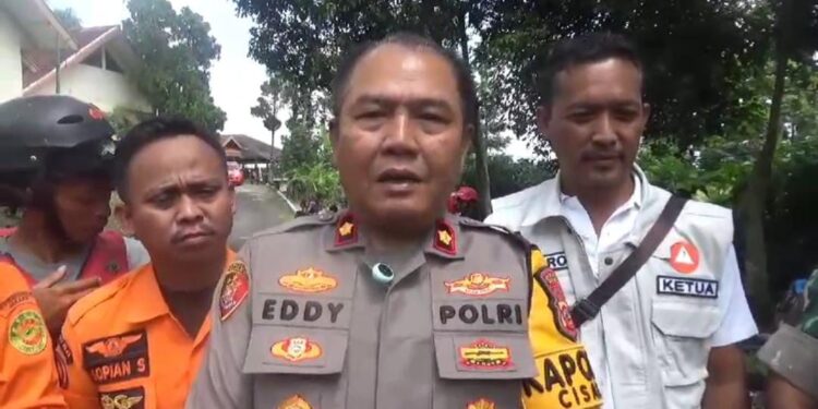 Asep Korban Hanyut Akibat Banjir Bandang di Cisarua Ditemukan