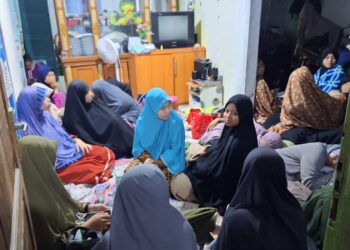 Ponpes di Kampung Lengkong Terendam Banjir Sungai Cileungsi, Puluhan Santri Diungsikan