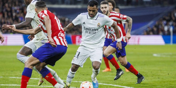 Real Madrid Taklukan Atletico Madrid 2-1 di Leg Pertama 16 Besar Liga Champions