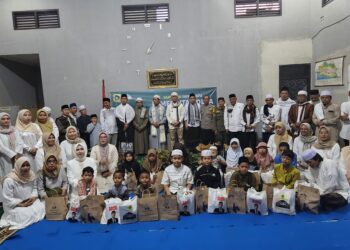Ditengah Musibah, Kang Denz Sempatkan Berkumpul dengan Ulama dan Santuni Anak Yatim
