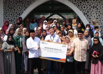 BRI Peduli Salurkan 3785 Paket Sembako untuk Masyarakat Bogor Timur